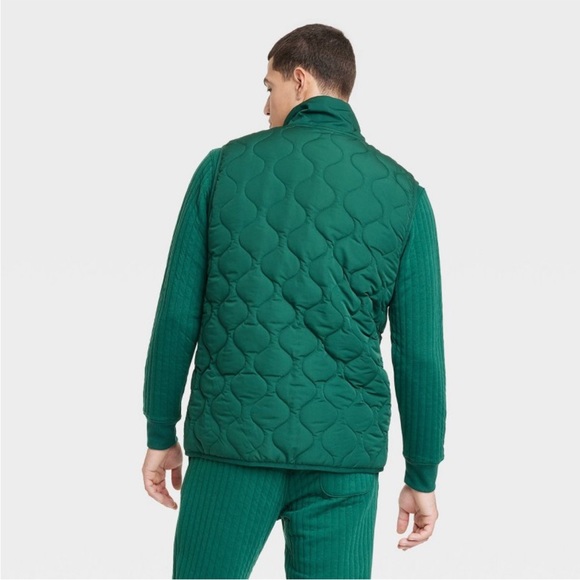 NWT Men's Puffer Jungle Gym Quilted Fleece Lined Vest -  Dark Moss Green M - Picture 3 of 3